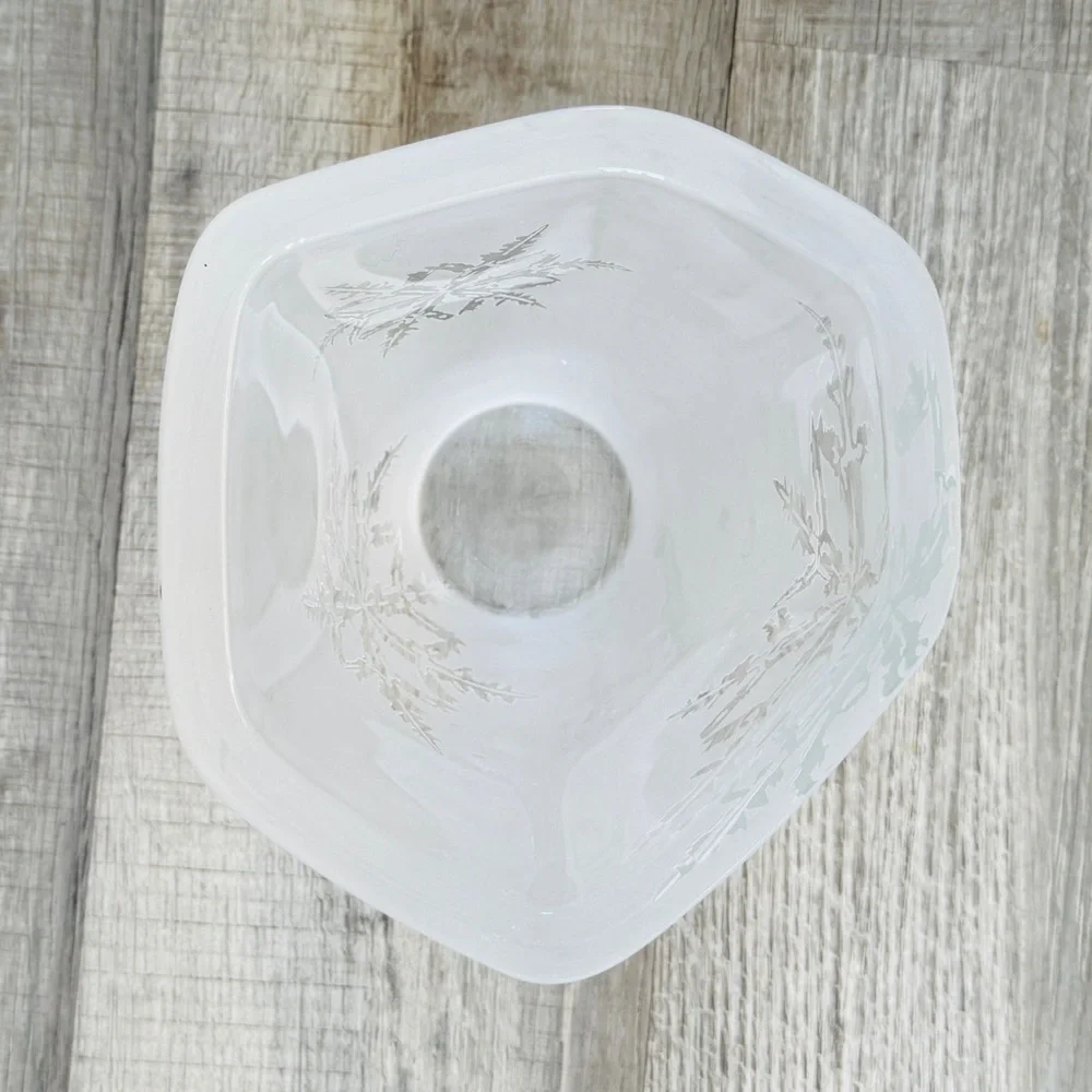 Vintage Villeroy & Boch Snowflake Wintertime Ice Crystal Vase